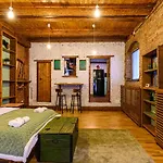 Castelului Residence - Casa Monad